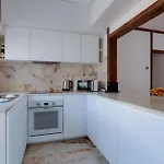Beachtime - Oura Apartament