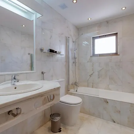 Beachtime - Oura Апартаменты *