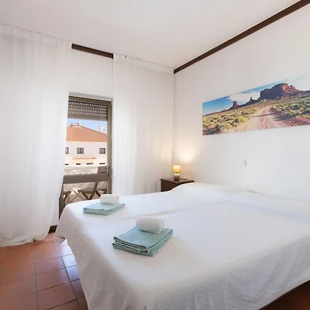 Beachtime - Oura Appartement *